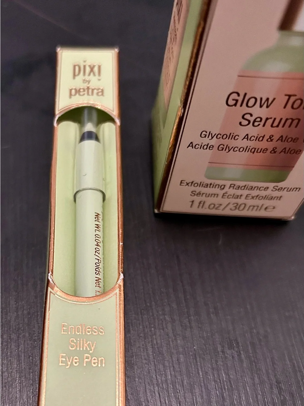 Pixi Glow Tonic Serum & Endless Silky Eye Pen - Light Green